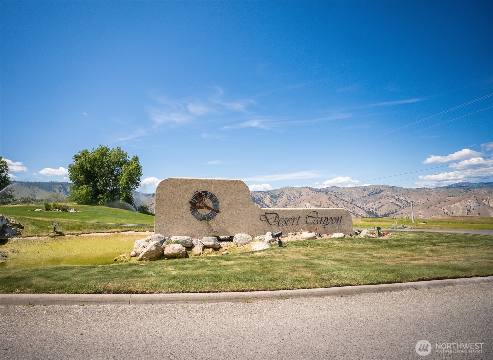 308 Desert View Place Property Photo 4