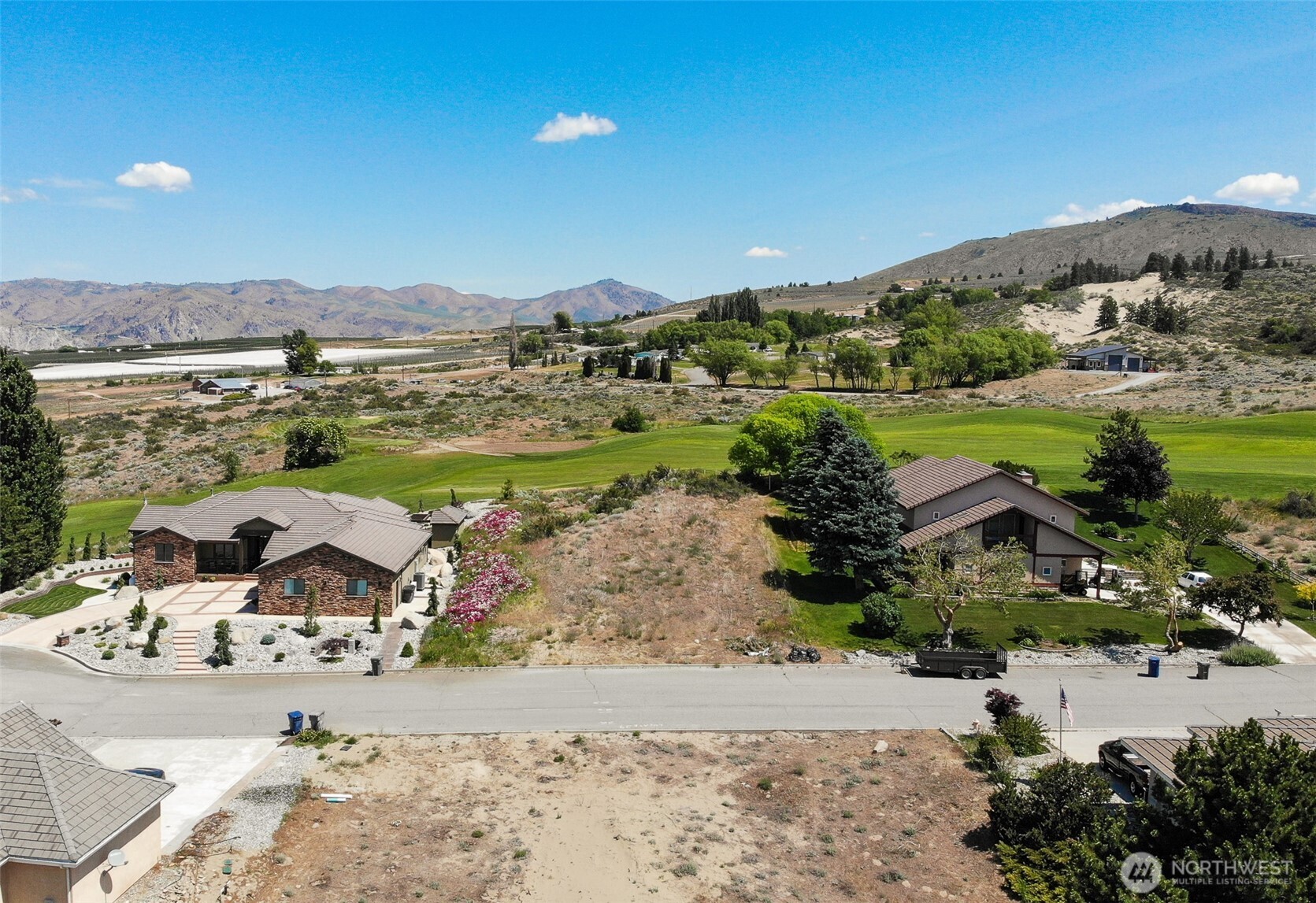 308 Desert View Place Property Photo 12