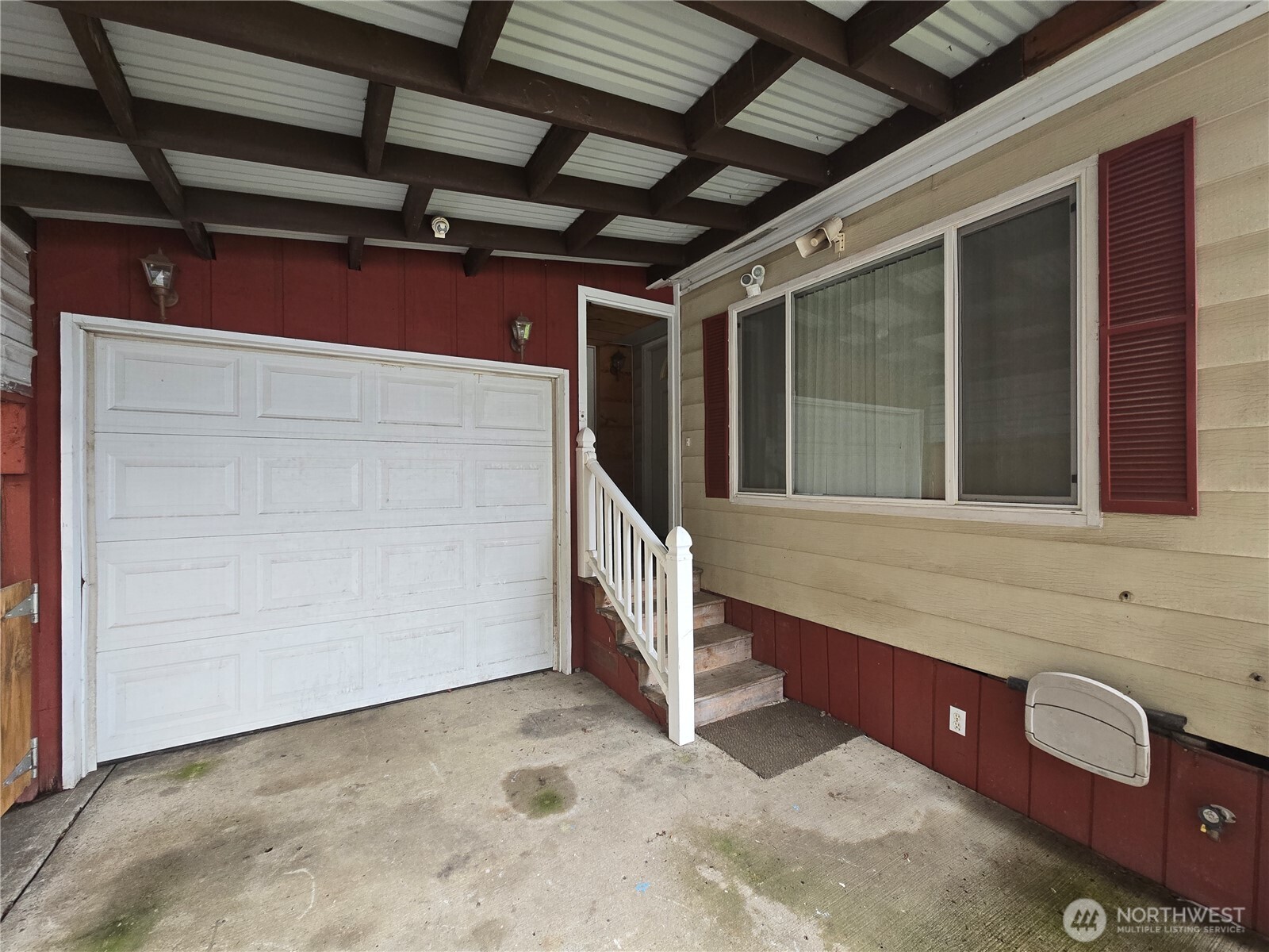 147 E Wood Avenue Property Photo 18