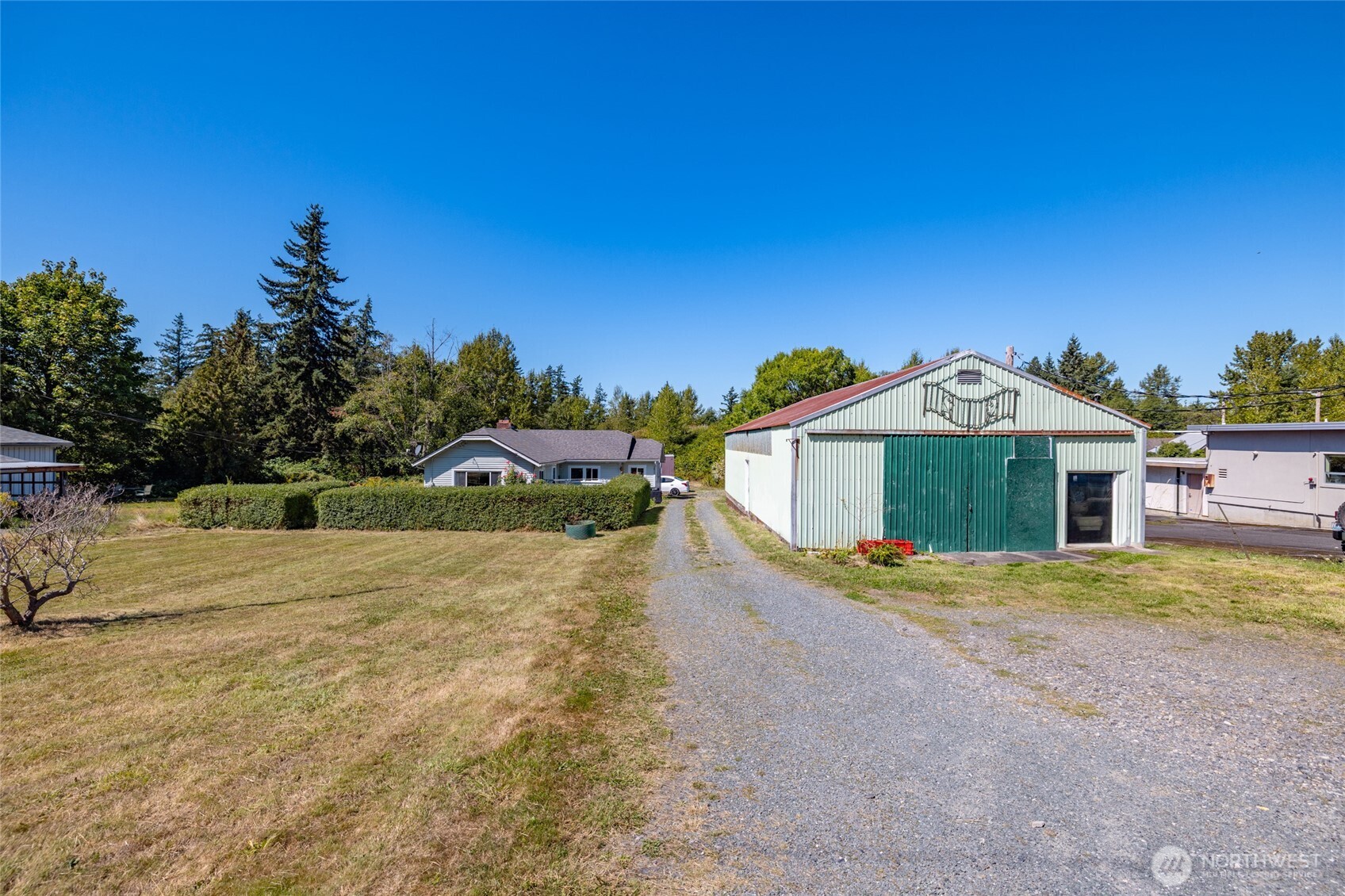 3817 E Sunset Drive Property Photo 22