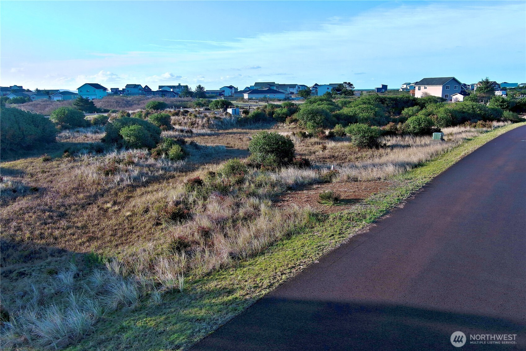 421 S Bel Air Loop Property Photo 5