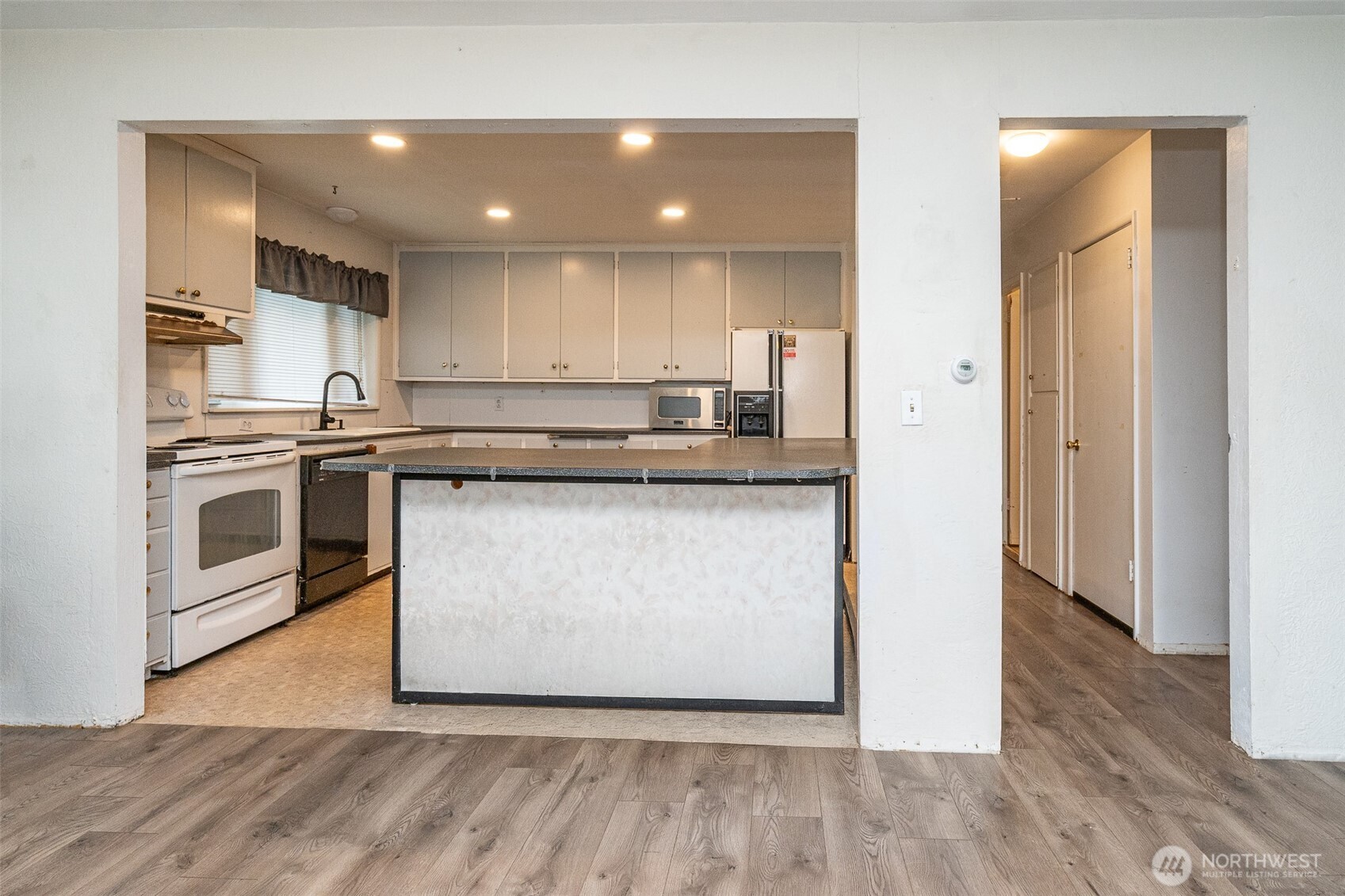 1428 Sw Grandview Avenue Property Photo 12