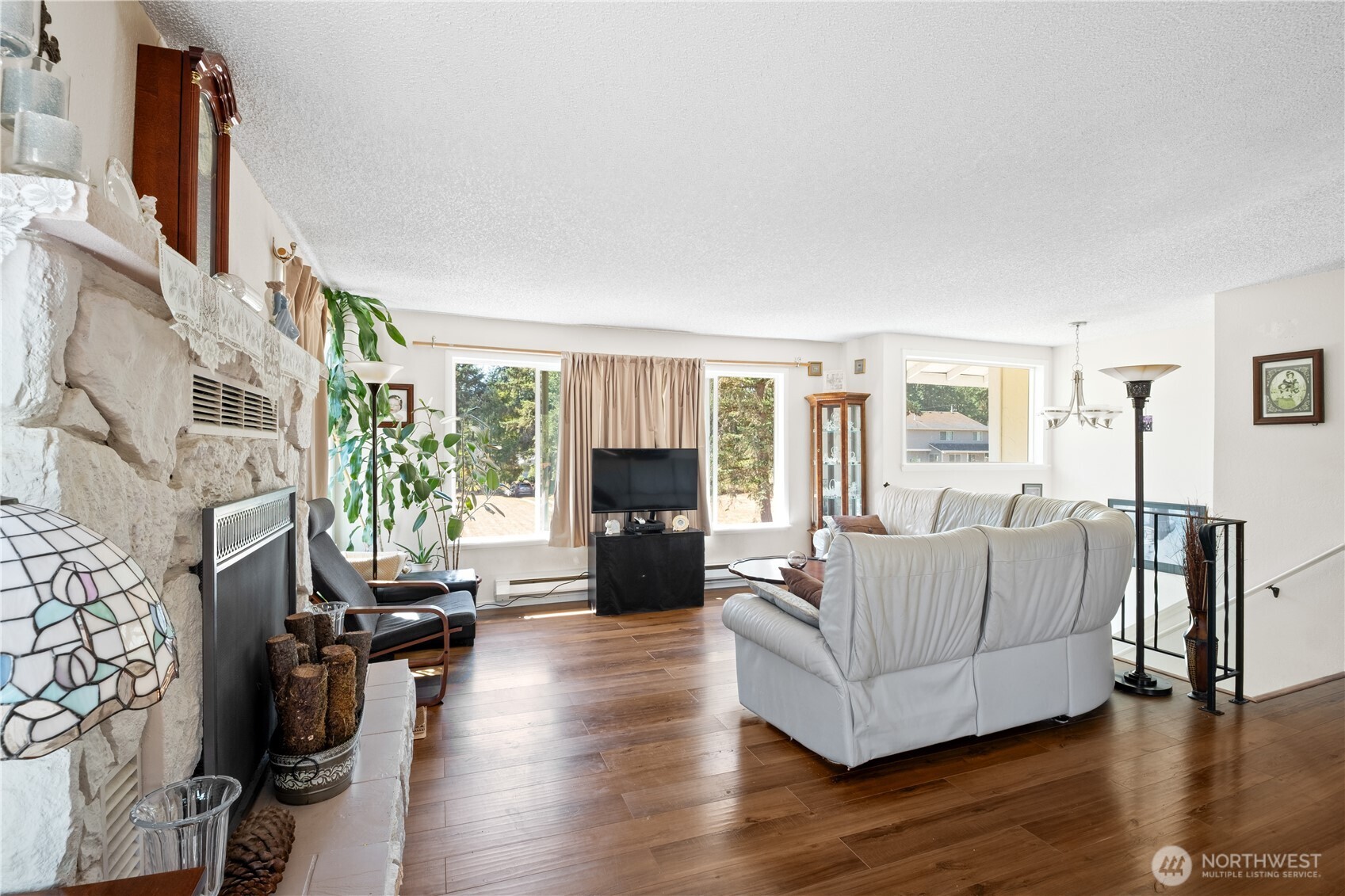 9721 194th Street Property Photo 7