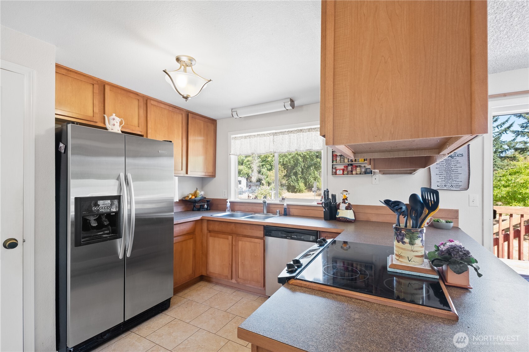 9721 194th Street Property Photo 11