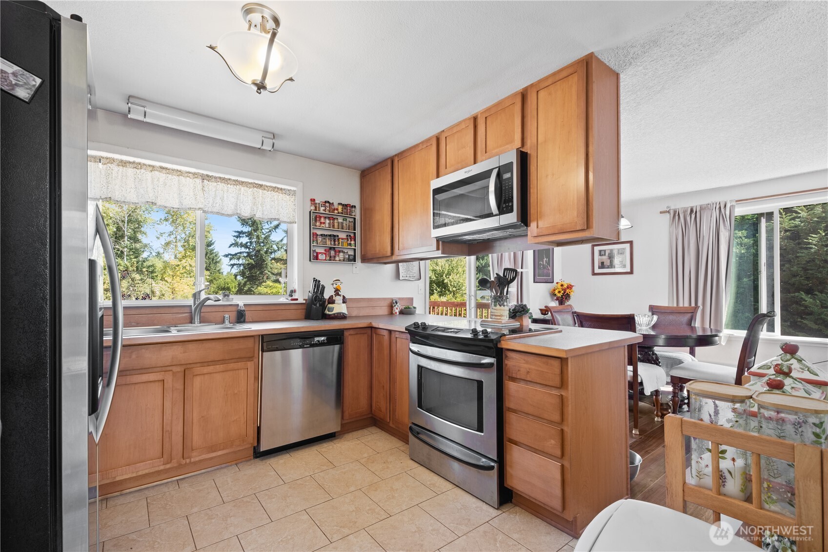 9721 194th Street Property Photo 12