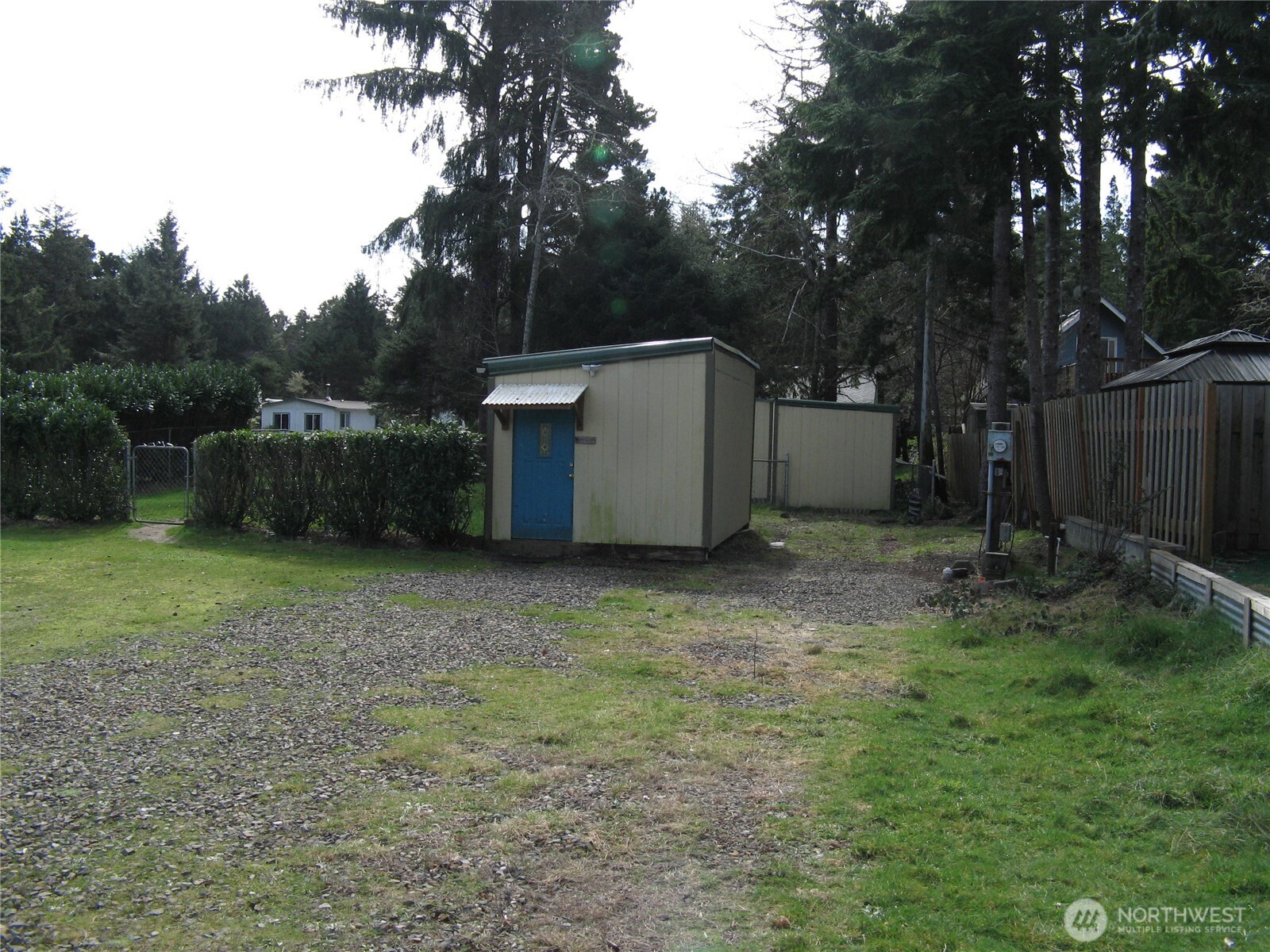1410 322nd Place Property Photo 2