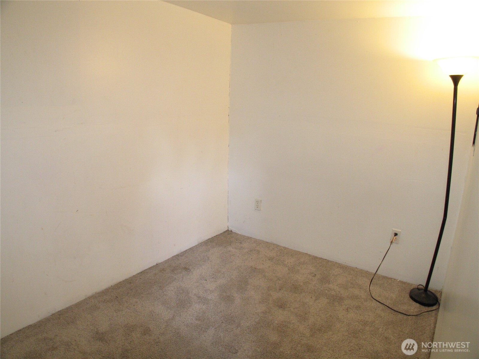 1410 322nd Place Property Photo 16