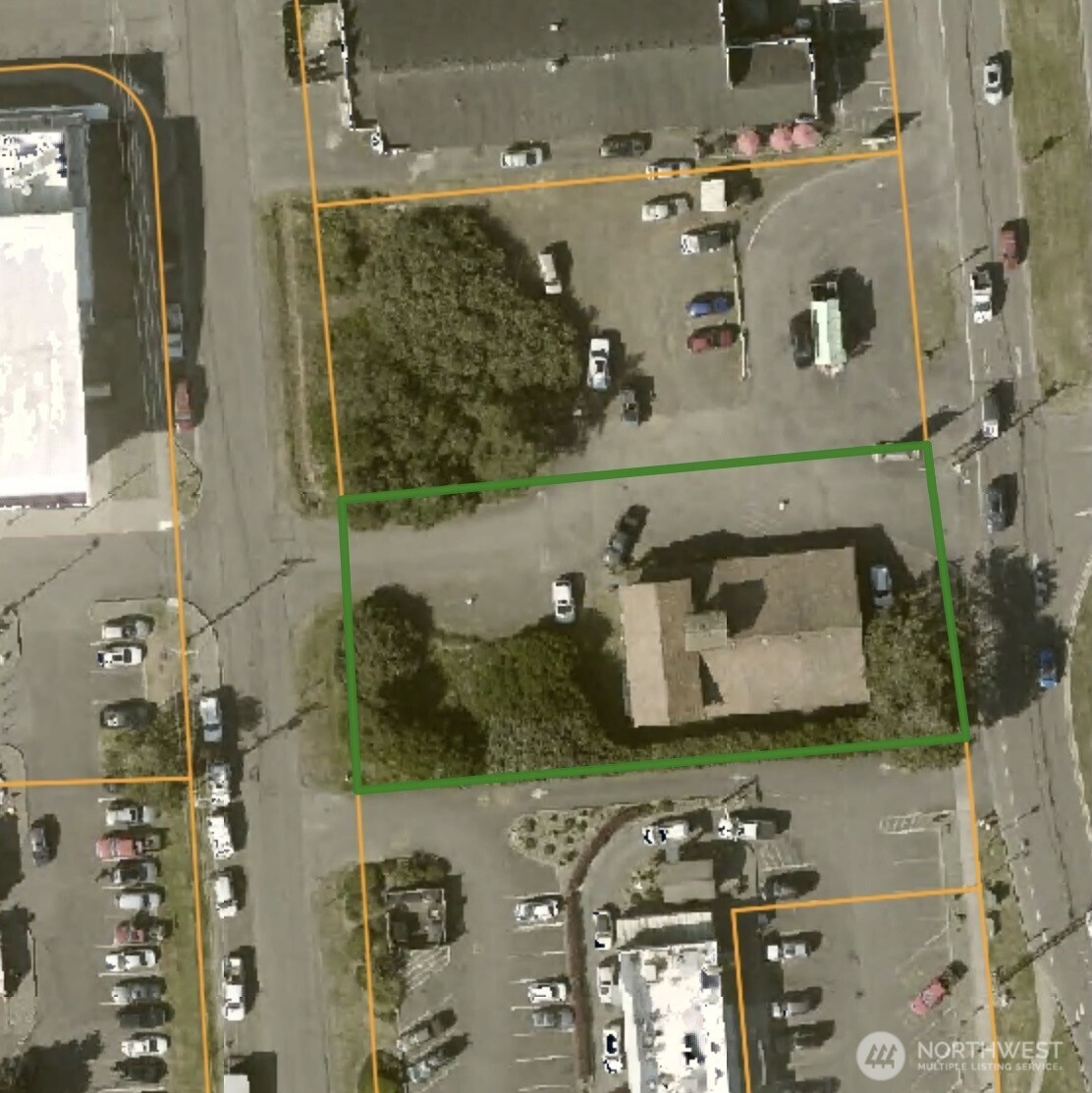 711 Point Brown Avenue Property Photo 4