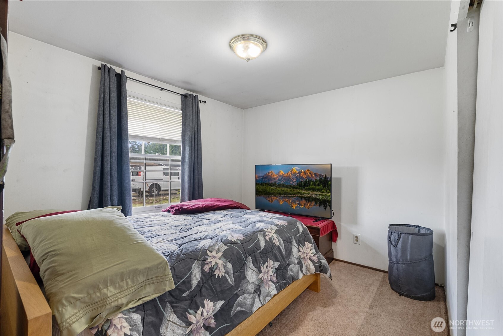 4602 94th Place Property Photo 18
