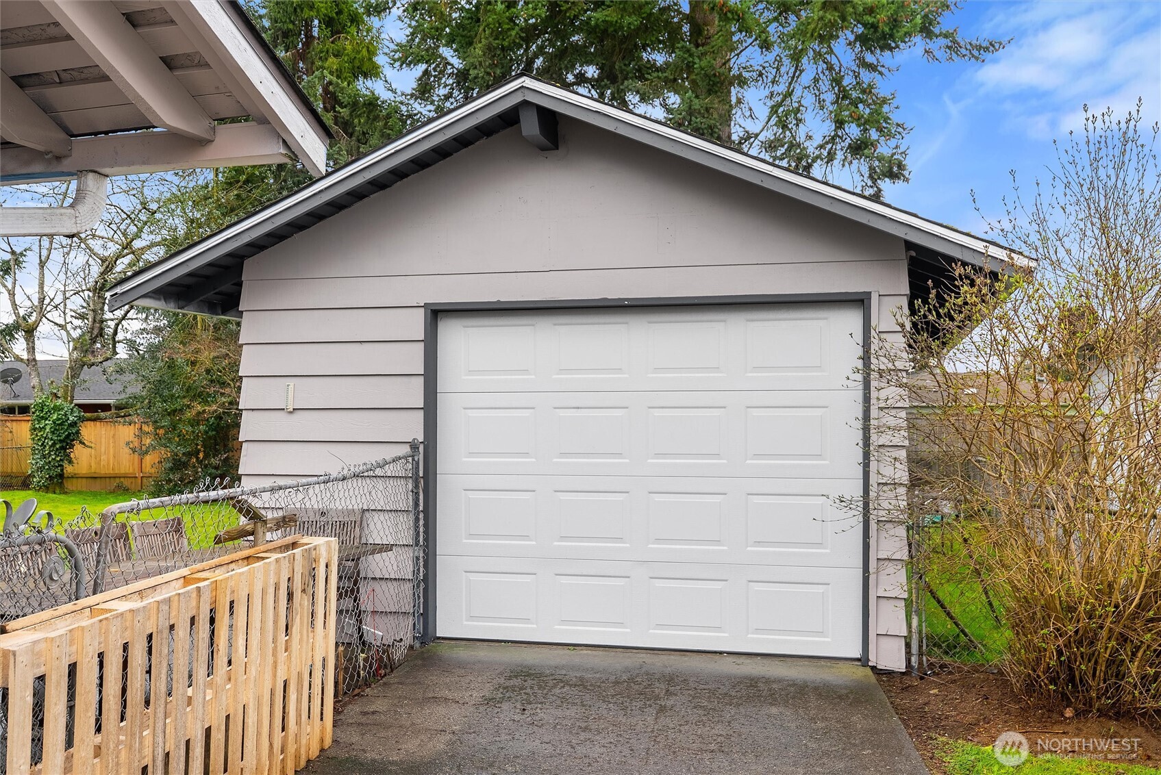 4602 94th Place Property Photo 28
