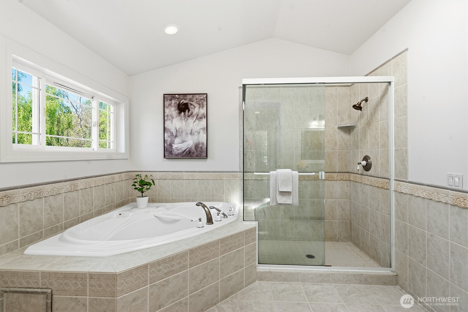8696 Island Drive Property Photo 29