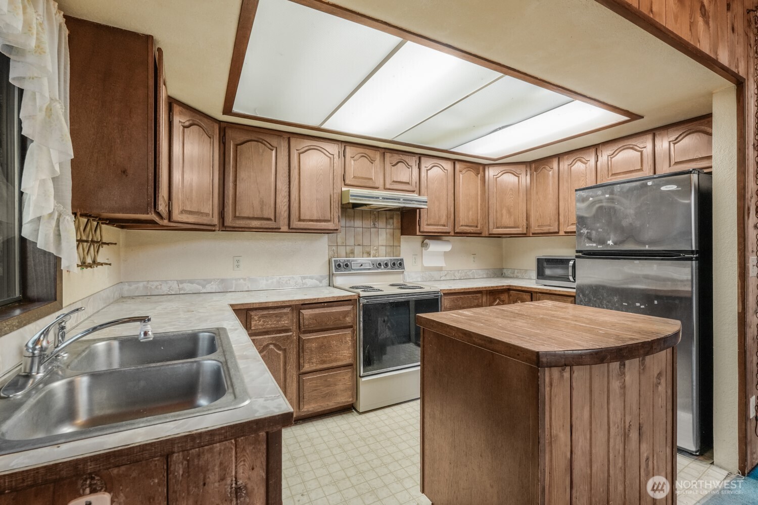 8388 N Pass Road Property Photo 12