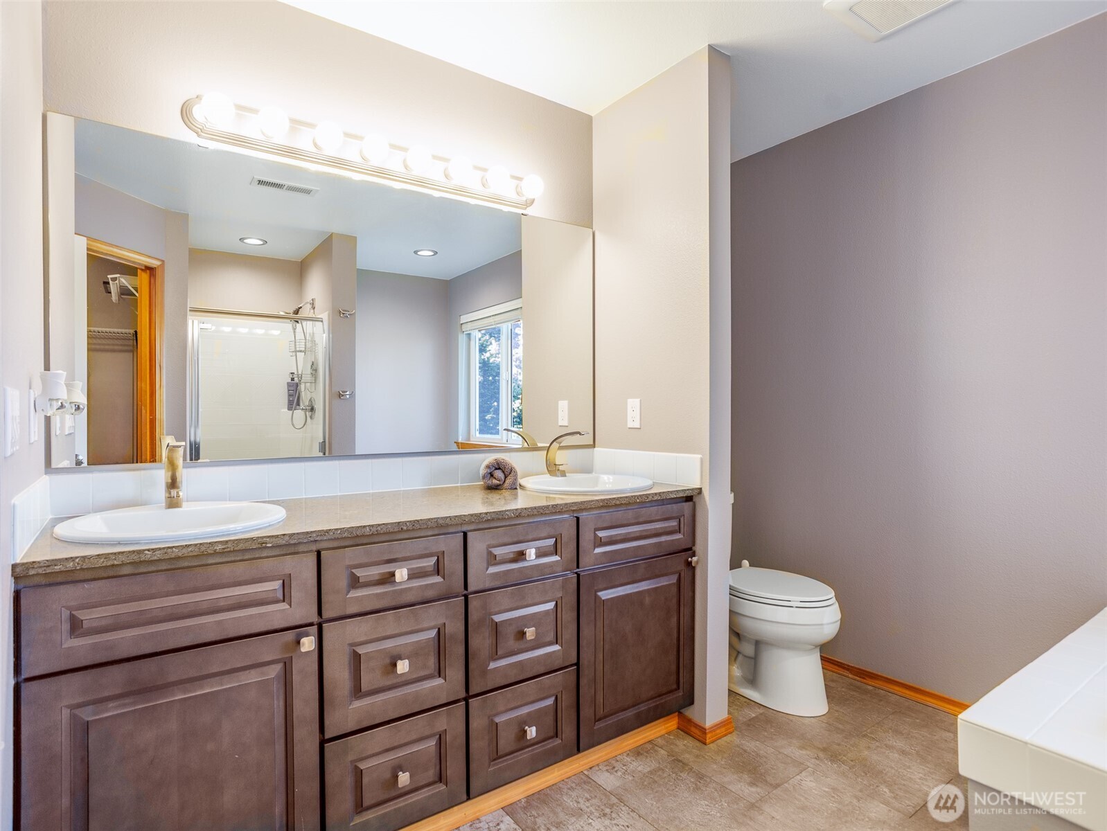 1722 Timberlake Court Property Photo 23