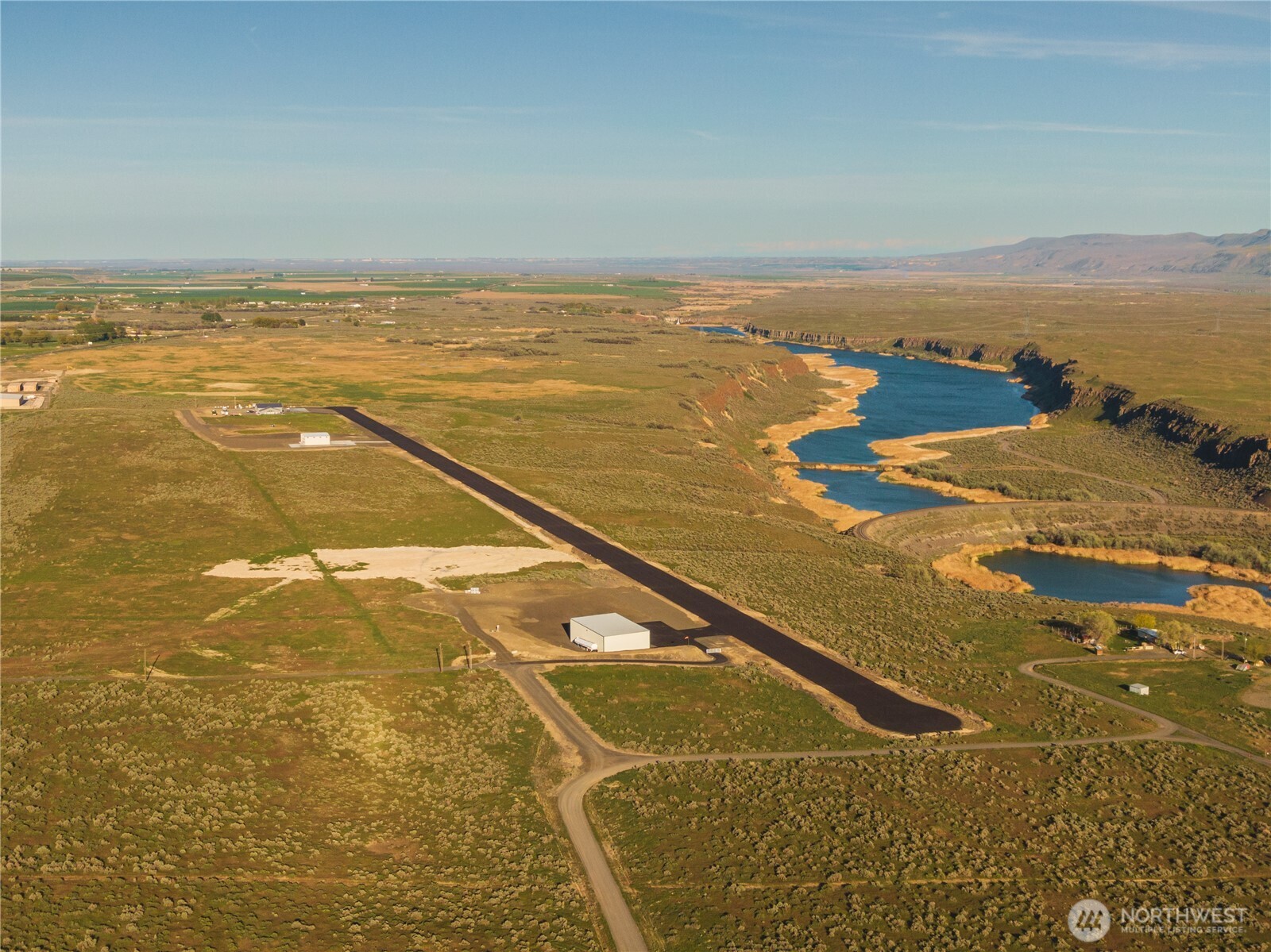 0 Red Rock Field Property Photo 3