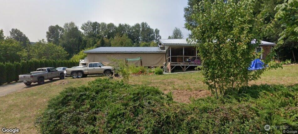 140 Kiona Road Property Photo 7