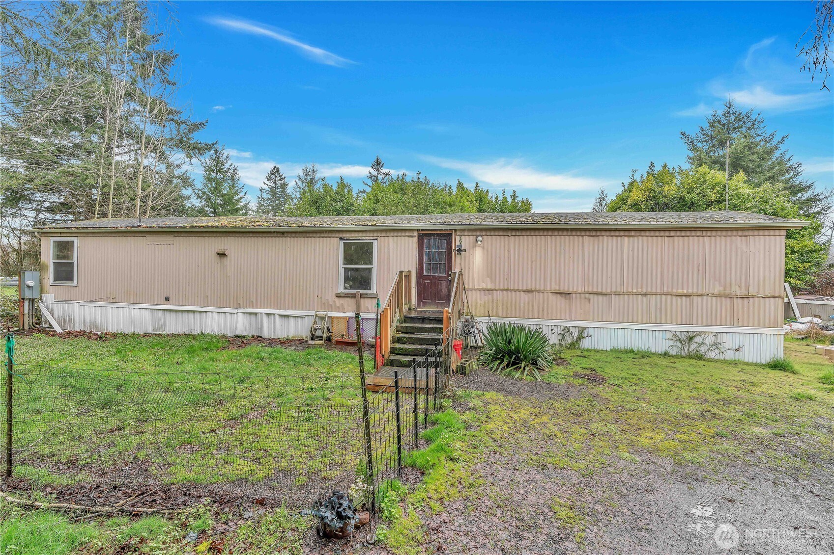 7629 N Old Pacific Highway Property Photo 1