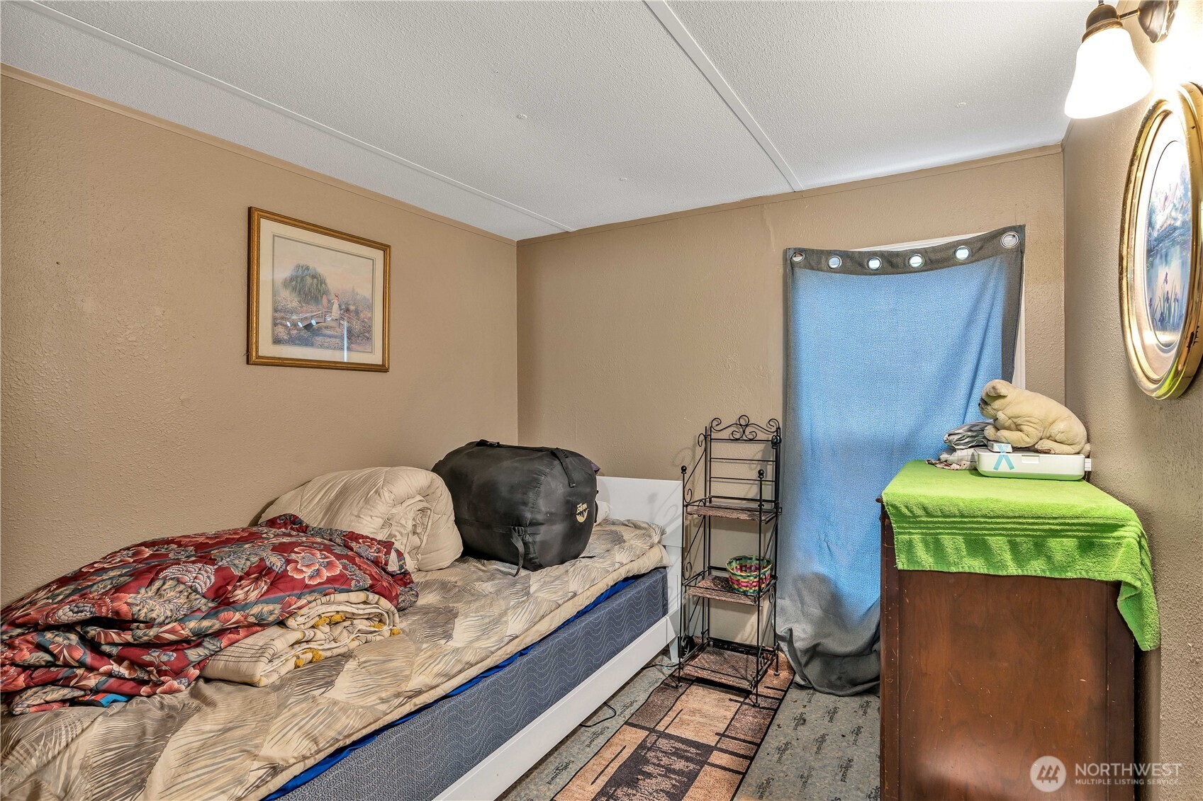 7629 N Old Pacific Highway Property Photo 15