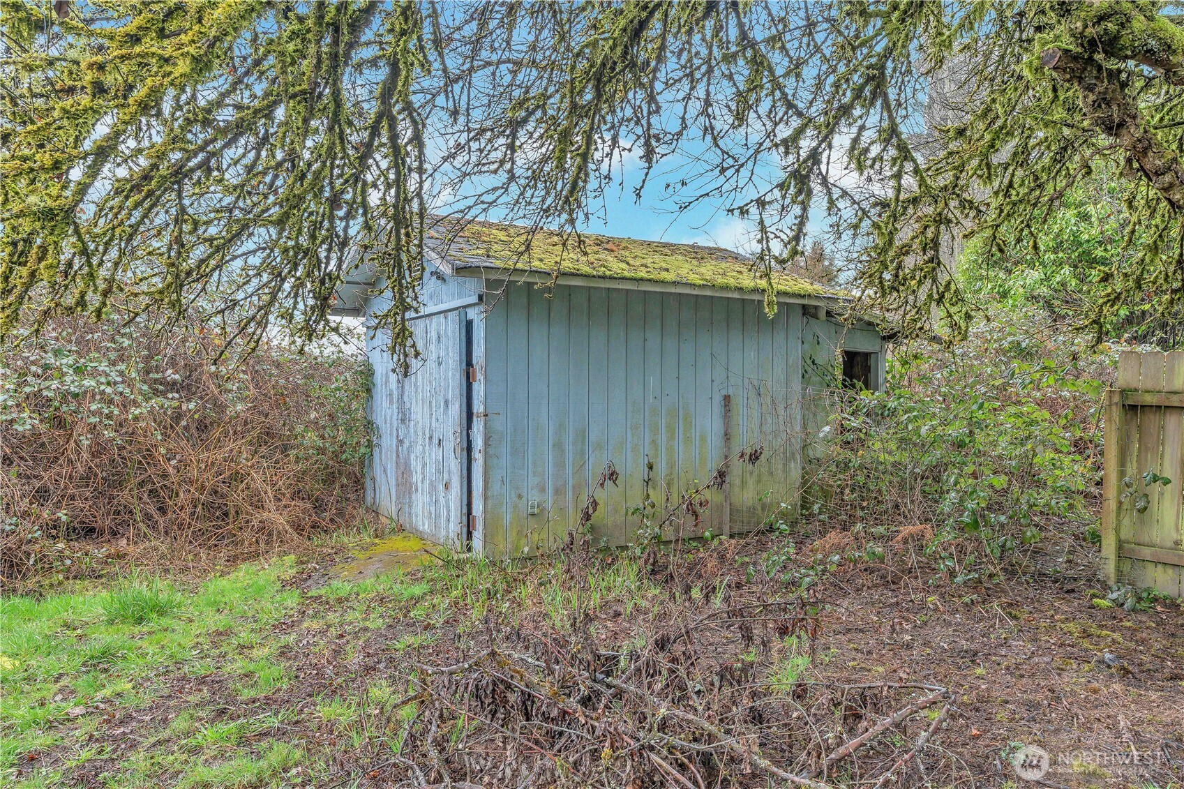 7629 N Old Pacific Highway Property Photo 33