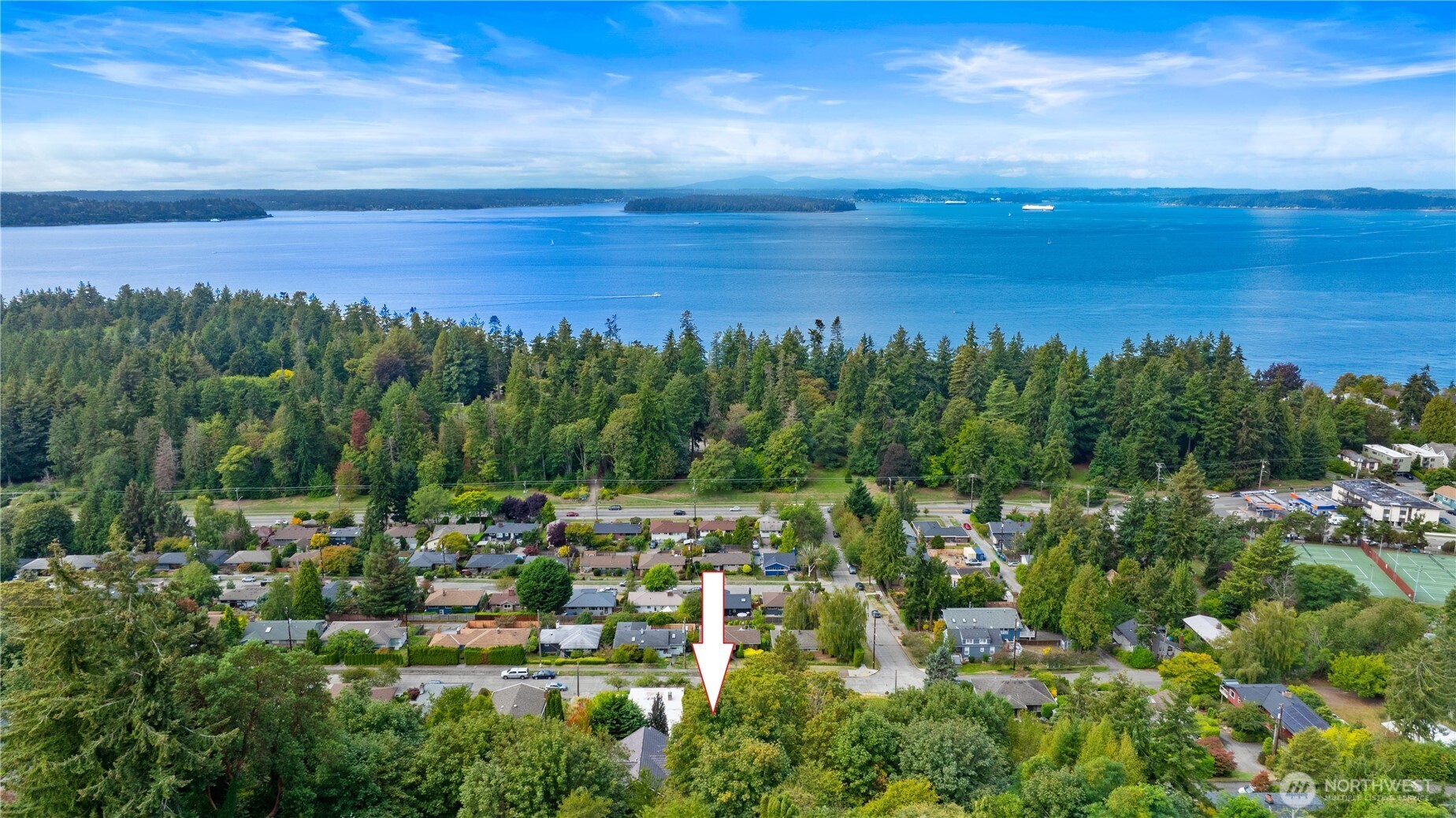 7558 45th Avenue Property Photo 6