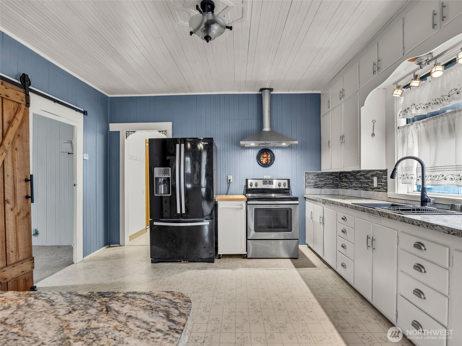 1205 49th Street Property Photo 13