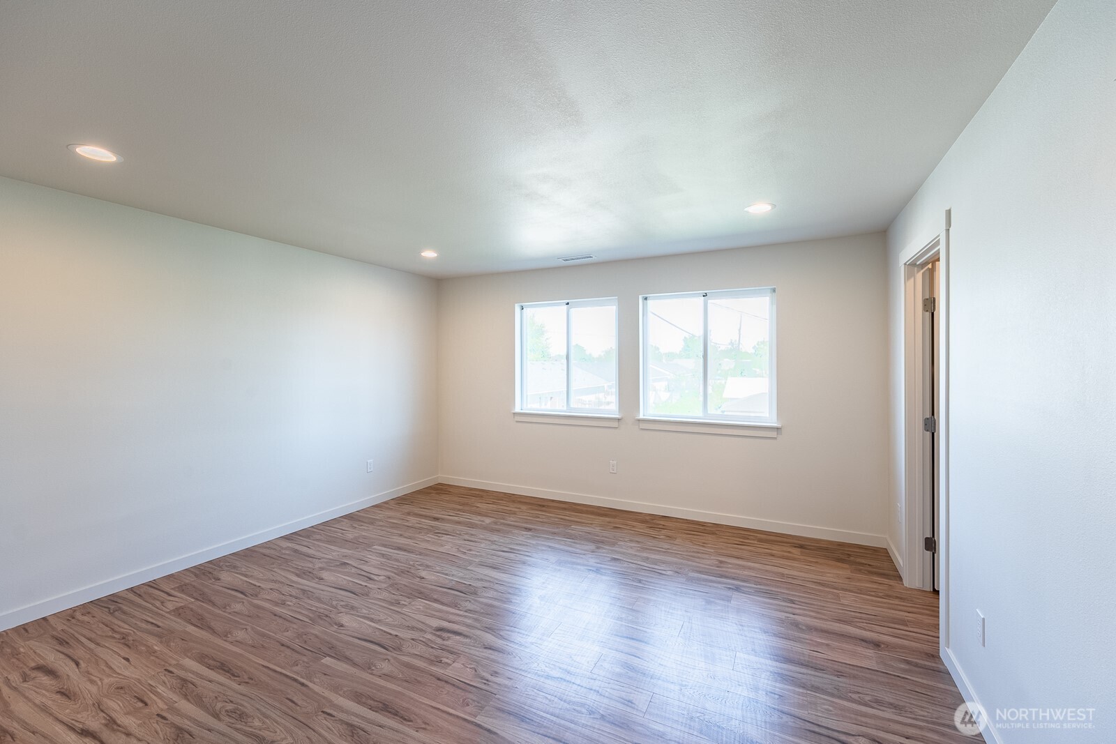 1073 S Grand Drive Property Photo 20