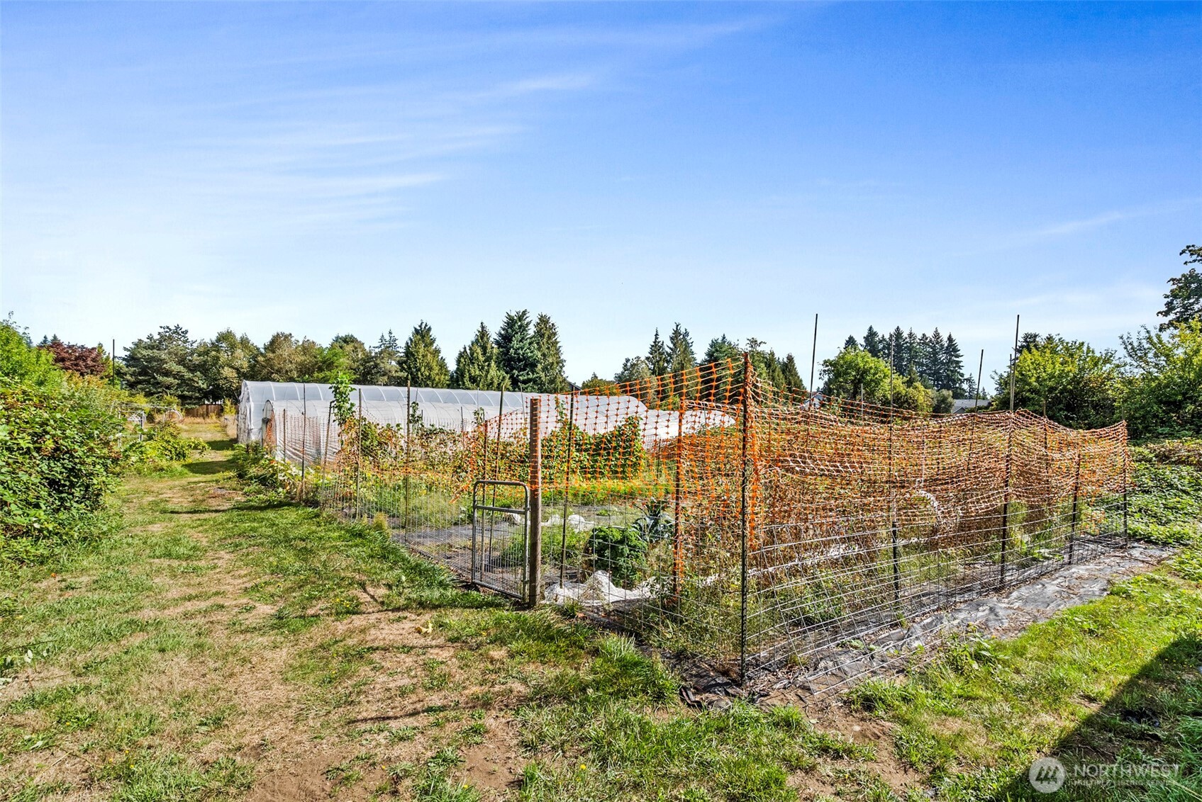 8400 Old Highway 99 Property Photo 30