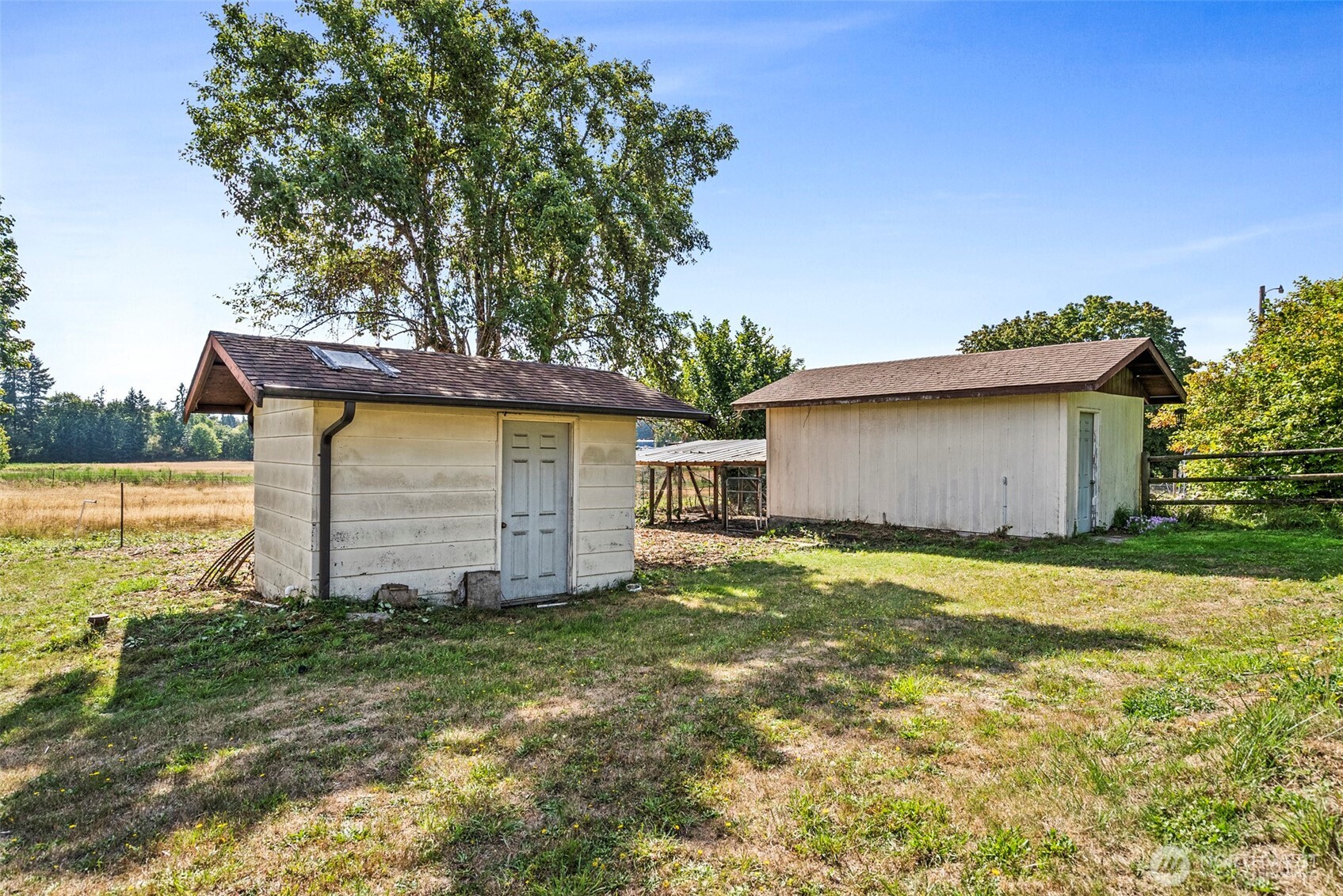 8400 Old Highway 99 Property Photo 34