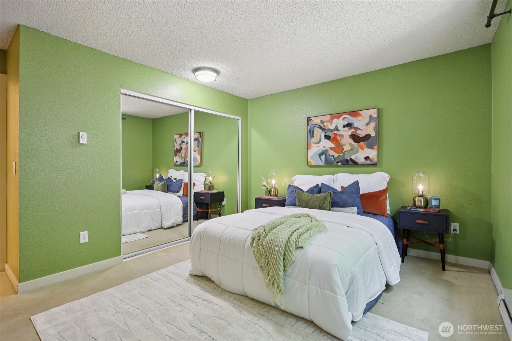 275 W Roy Street 114 Property Photo 17