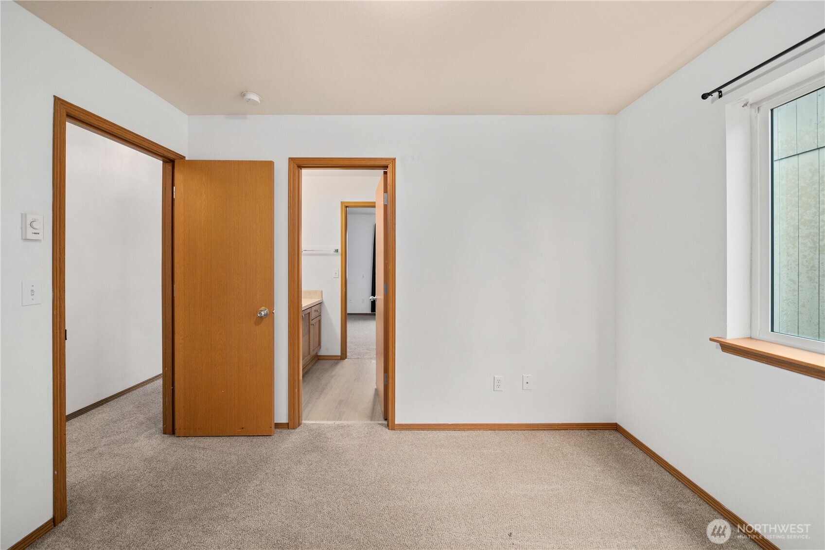 10806 Park Avenue Property Photo 17