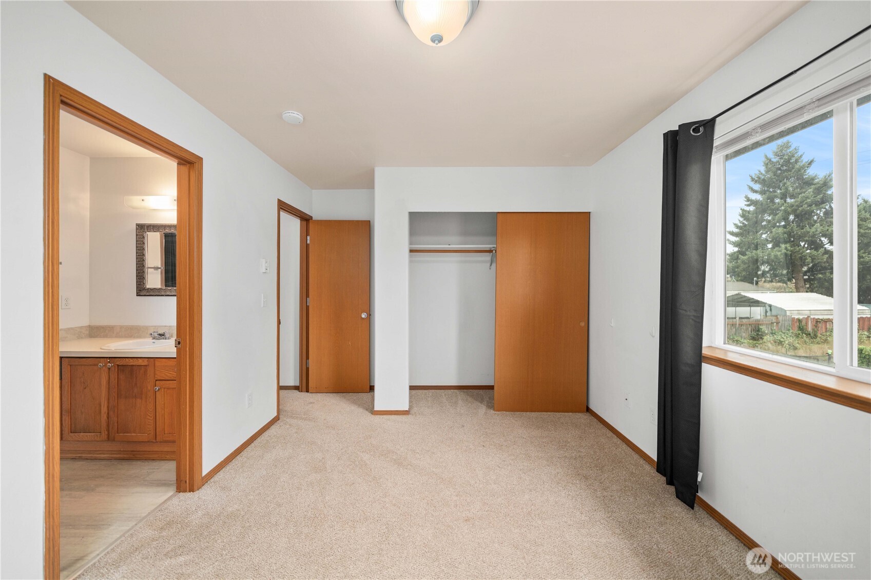10806 Park Avenue Property Photo 20