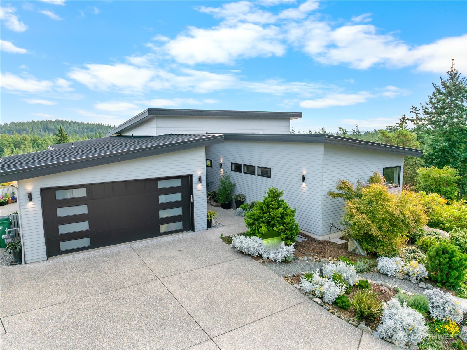3939 Rockridge Parkway Property Photo 1