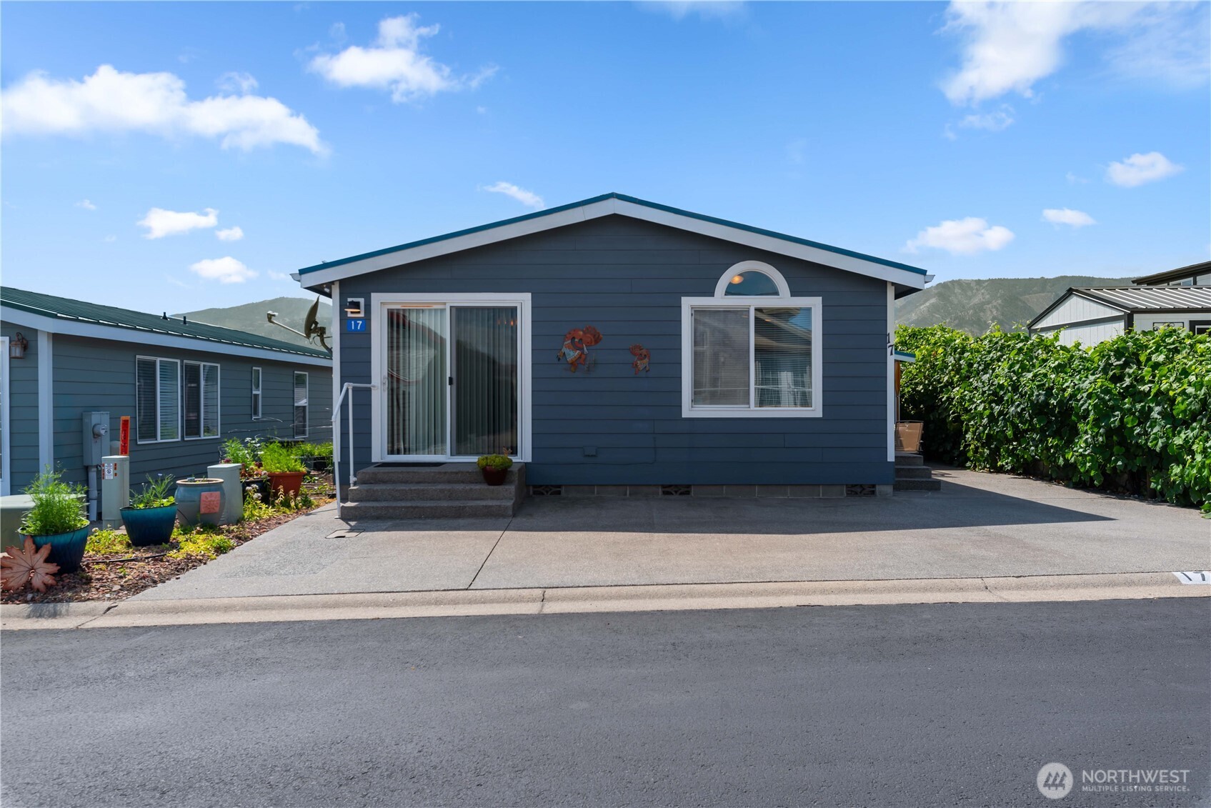 1000 State Route 150 17 Property Photo 1