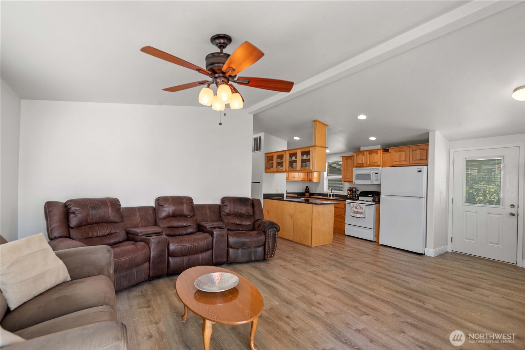 1000 State Route 150 17 Property Photo 6