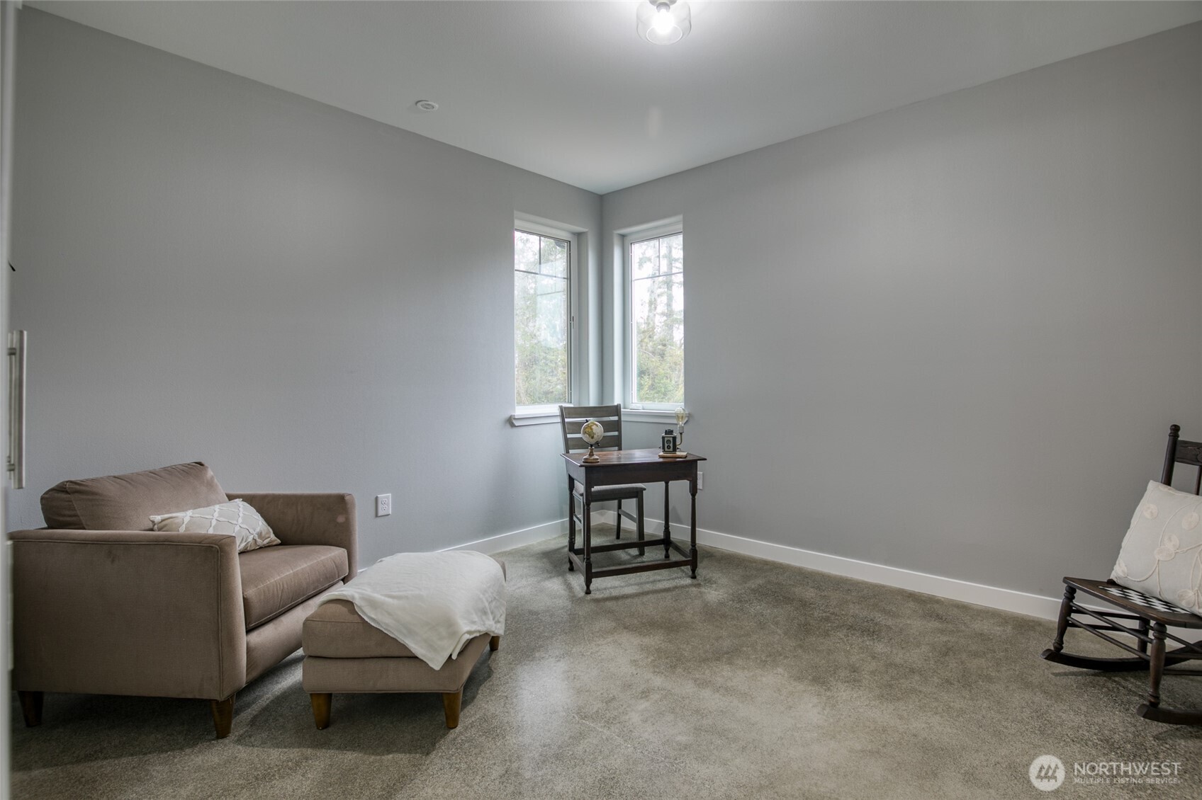 737 Wakina Loop Property Photo 14