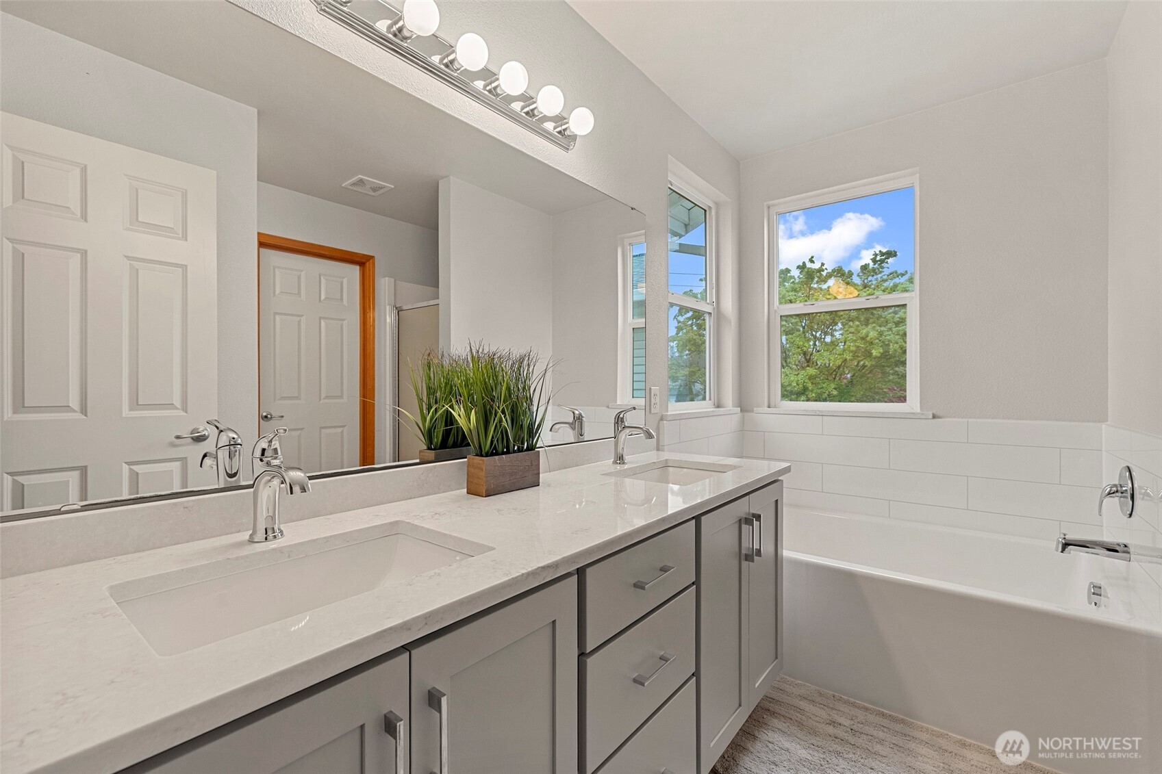 4613 149th Place Property Photo 16