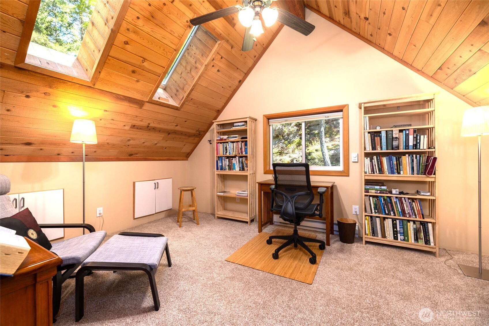1354 Chinook Way Property Photo 21