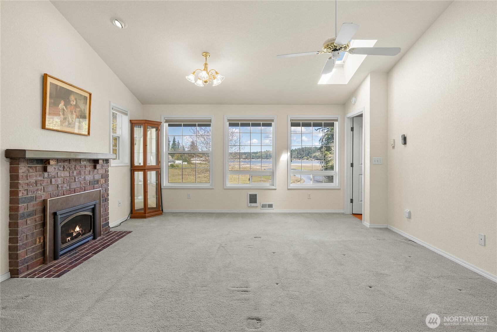 8320 E Grapeview Loop Road Property Photo 18