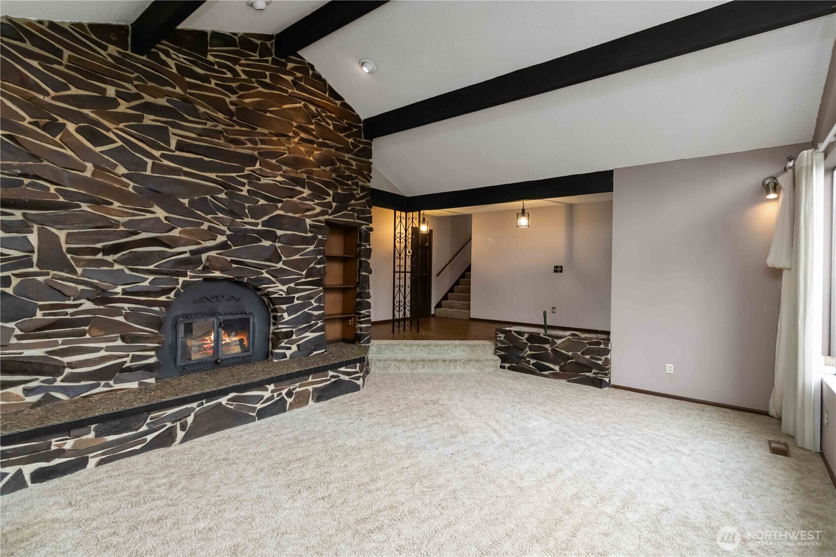 720 Abernathy Creek Property Photo 6