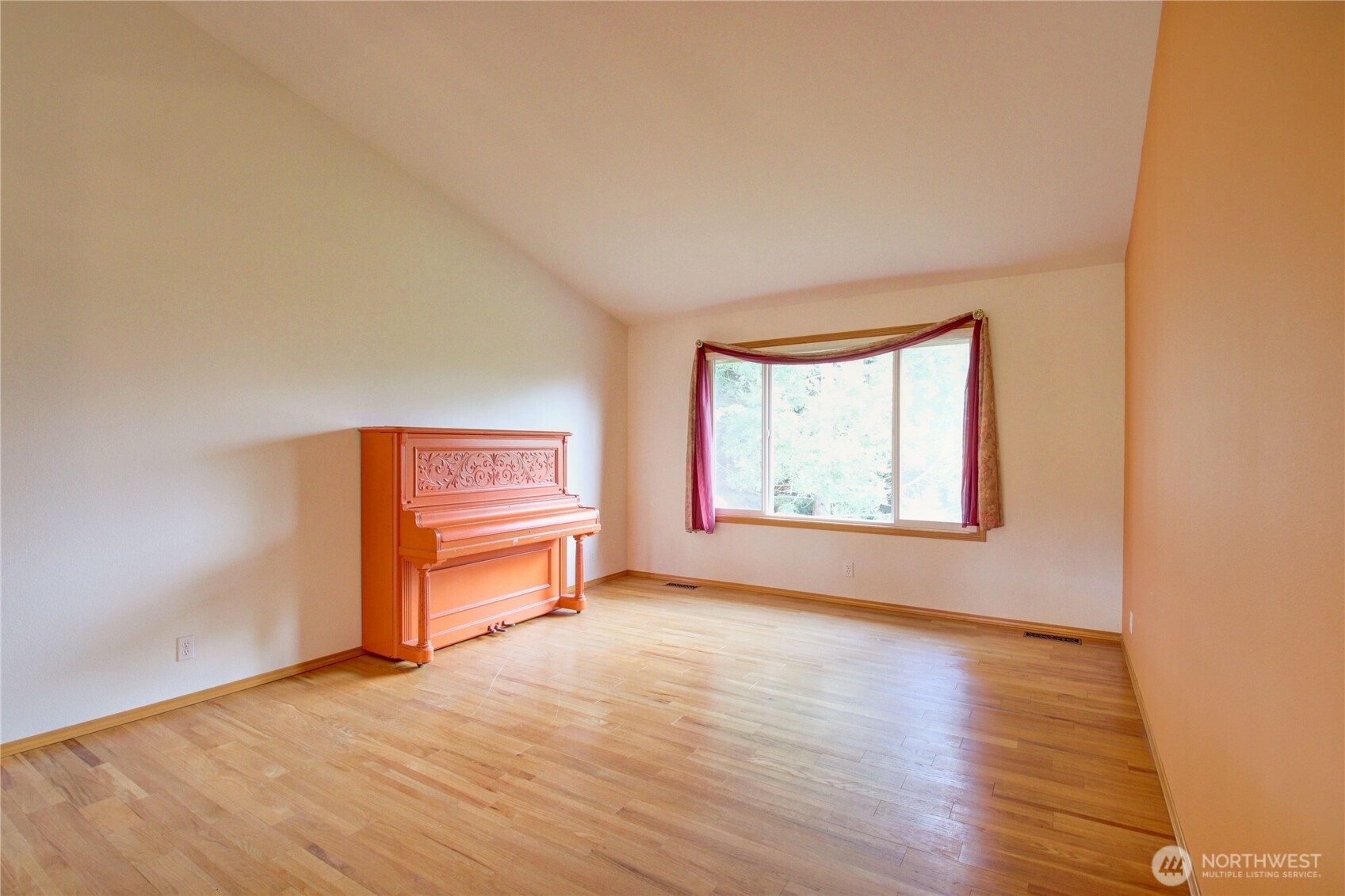 3419 G Avenue Property Photo 9