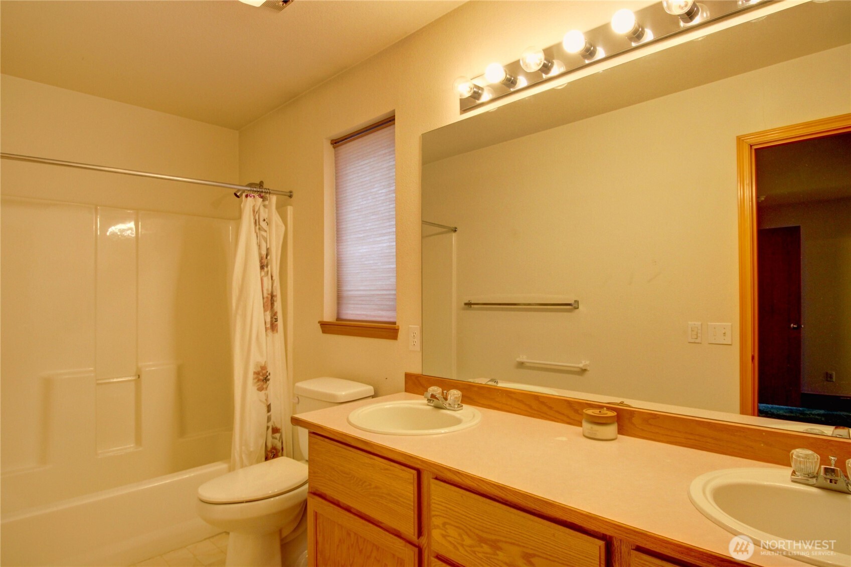 3419 G Avenue Property Photo 27
