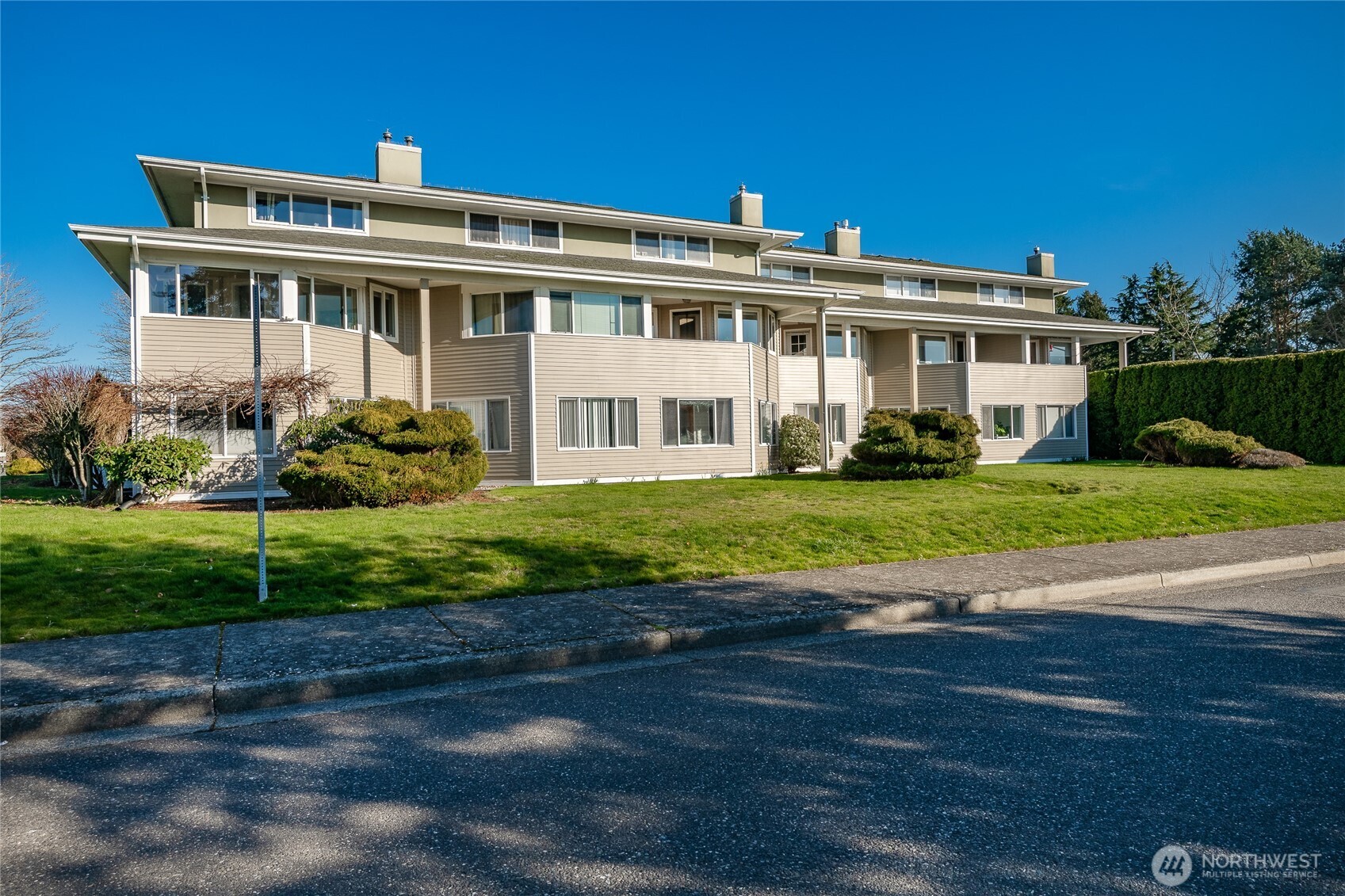 1326 4th Street Property Photo 1