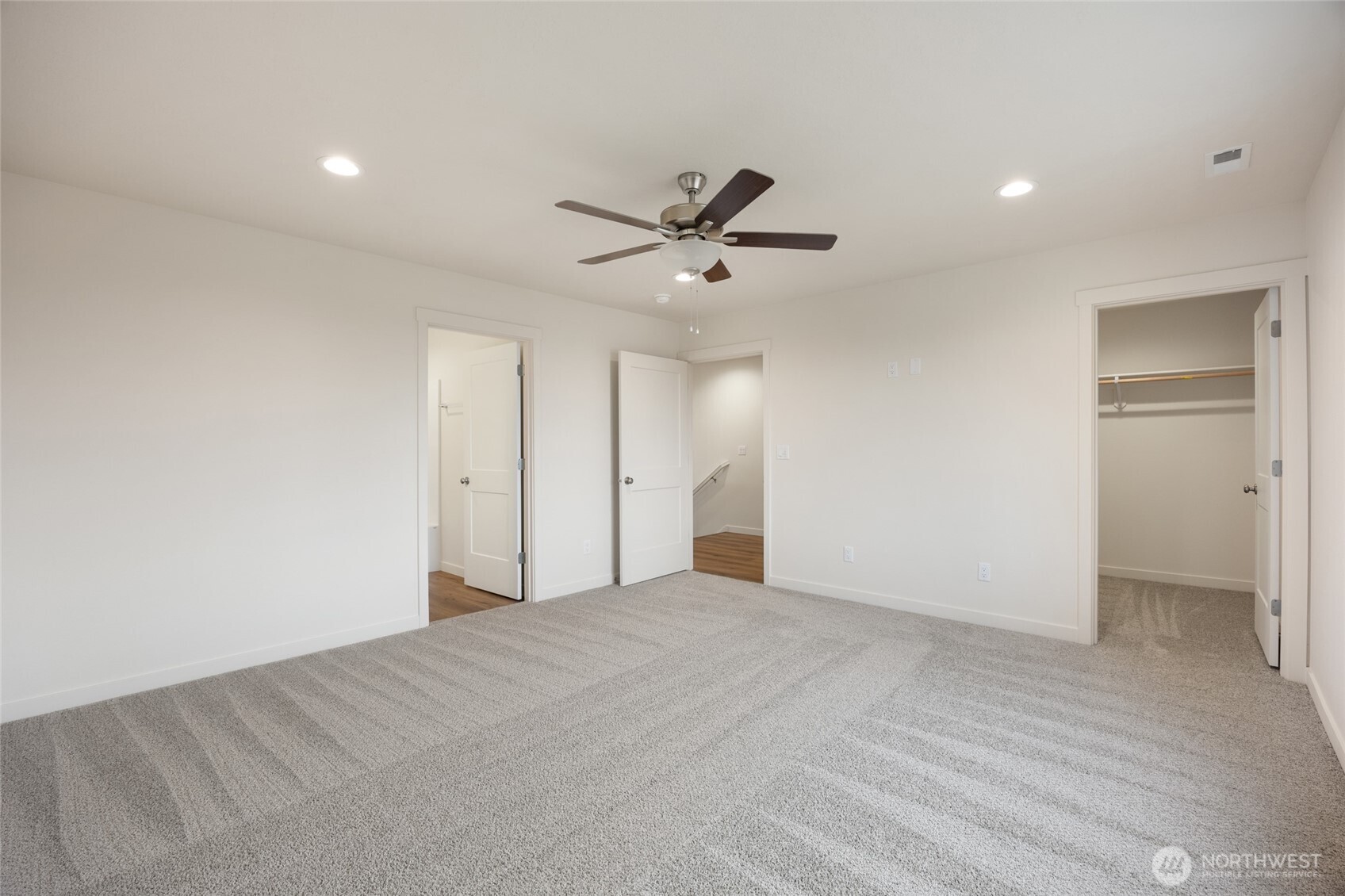 601 Dorsing Street D22 Property Photo 8