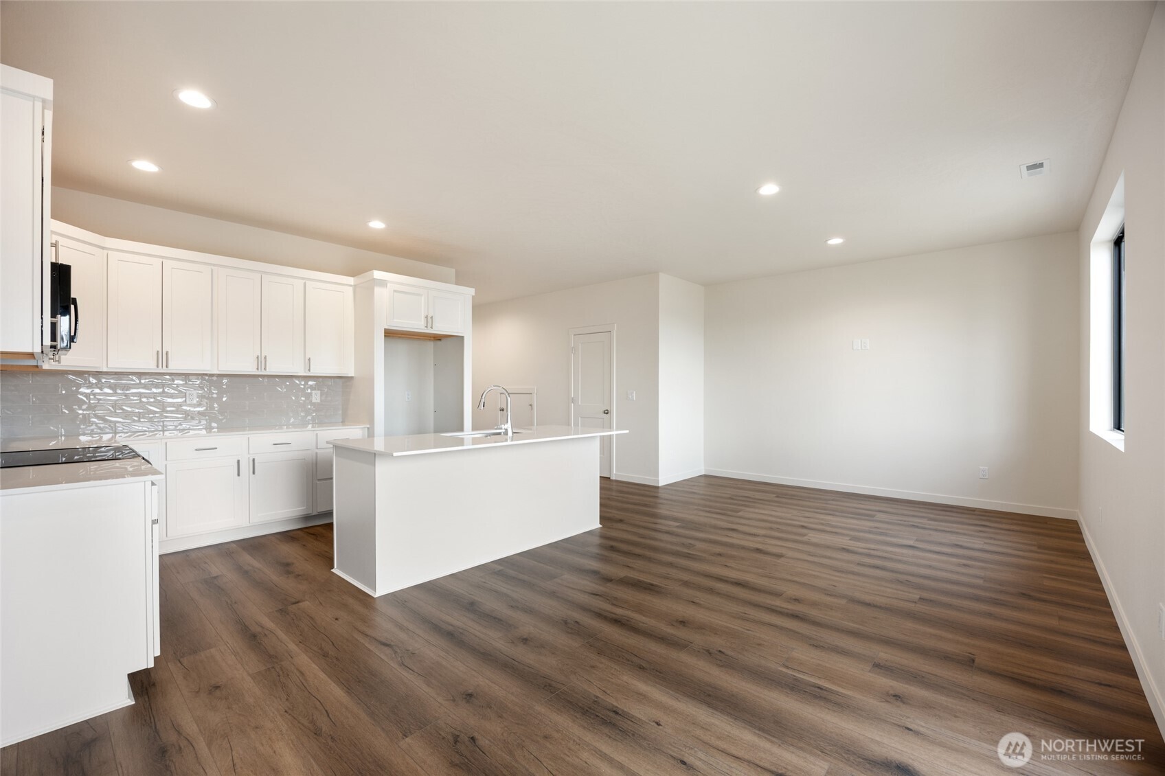 601 Dorsing Street D22 Property Photo 18