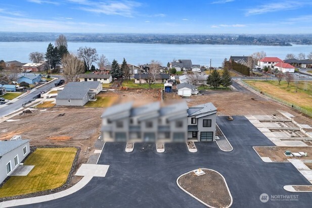 601 Dorsing Street D23 Property Photo 1