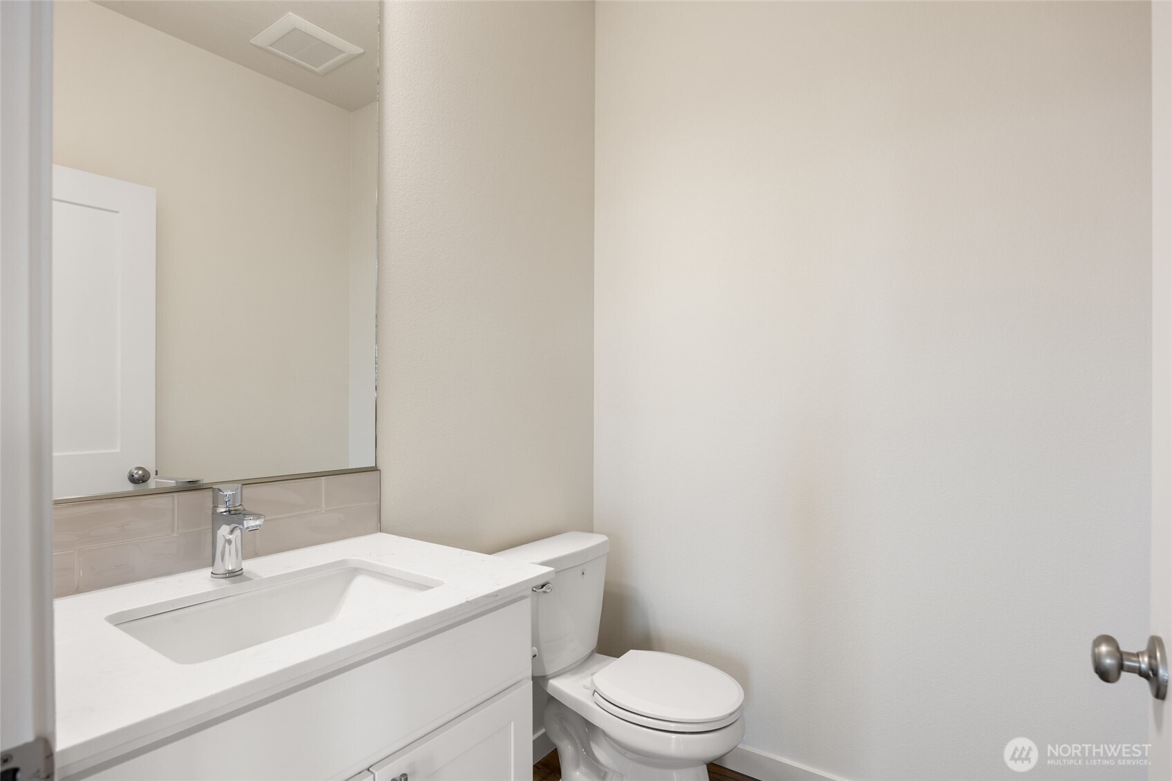 601 Dorsing Street D20 Property Photo 17