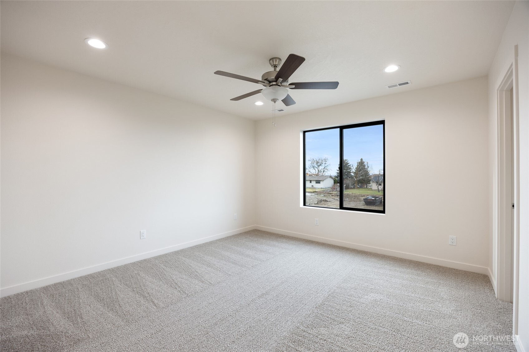 601 Dorsing Street D20 Property Photo 22