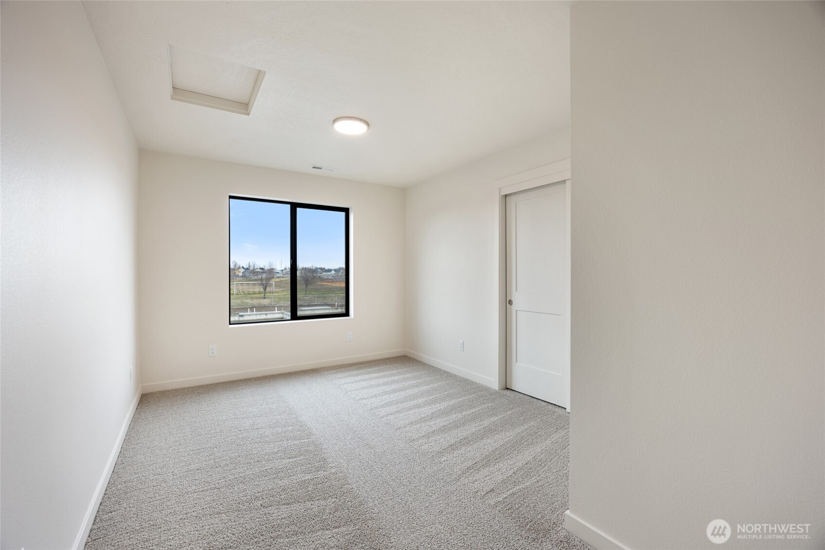 601 Dorsing Street D20 Property Photo 27