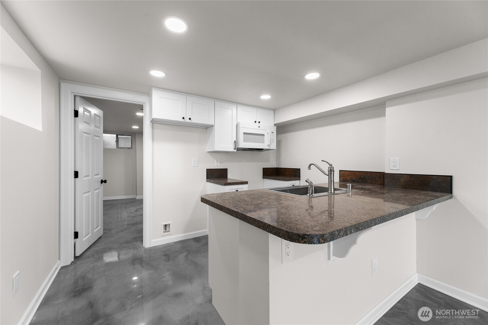 1134 Fawcett Avenue Property Photo 8