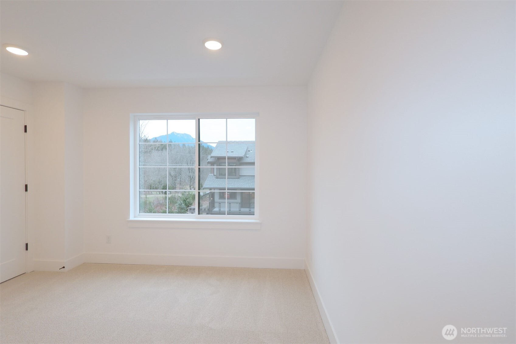 1191 Waterfall Way 1703 Property Photo 14