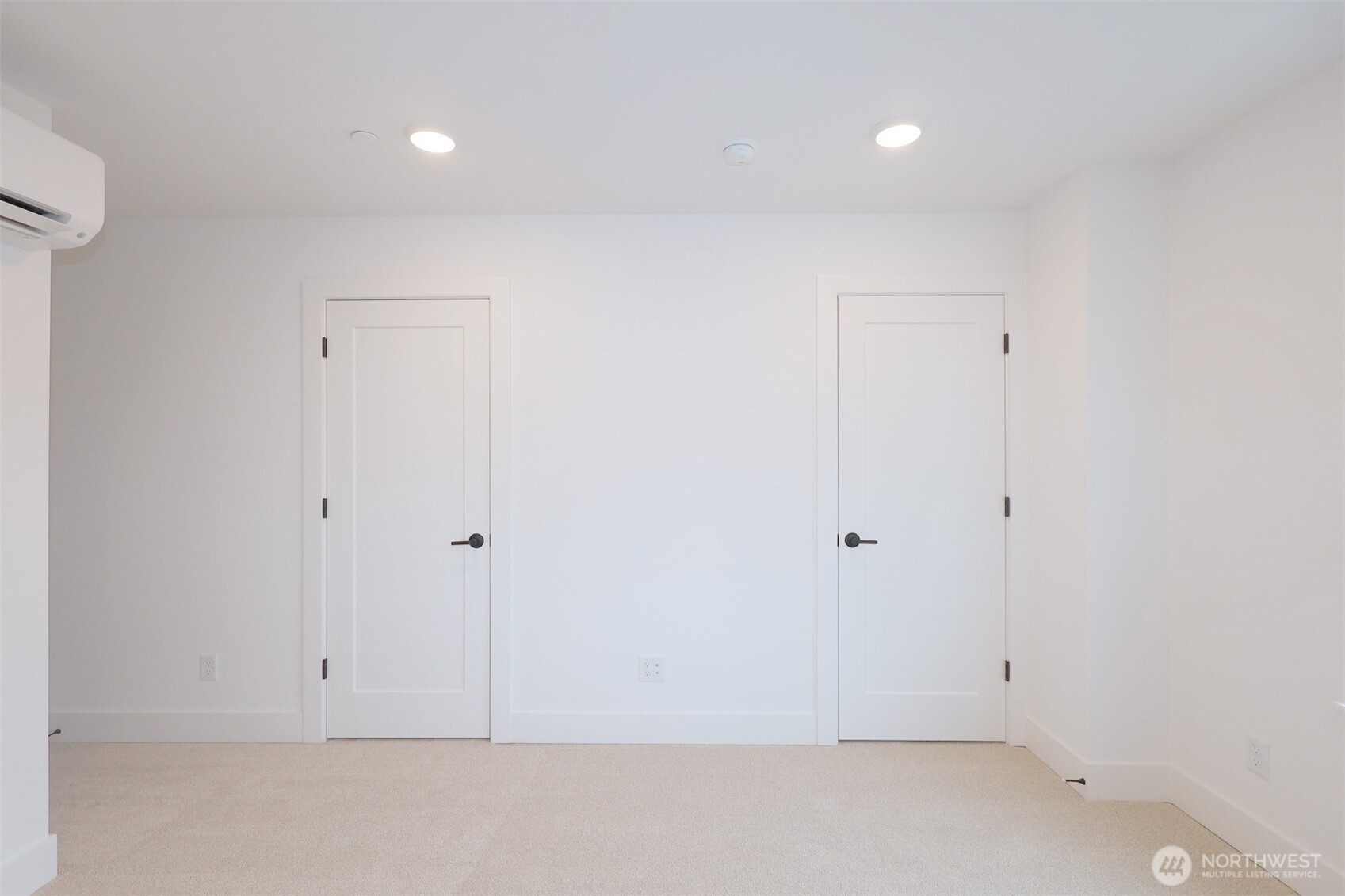 1191 Waterfall Way 1703 Property Photo 17